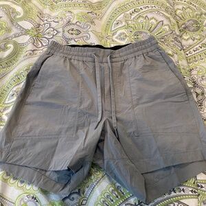 Lululemon men’s shorts